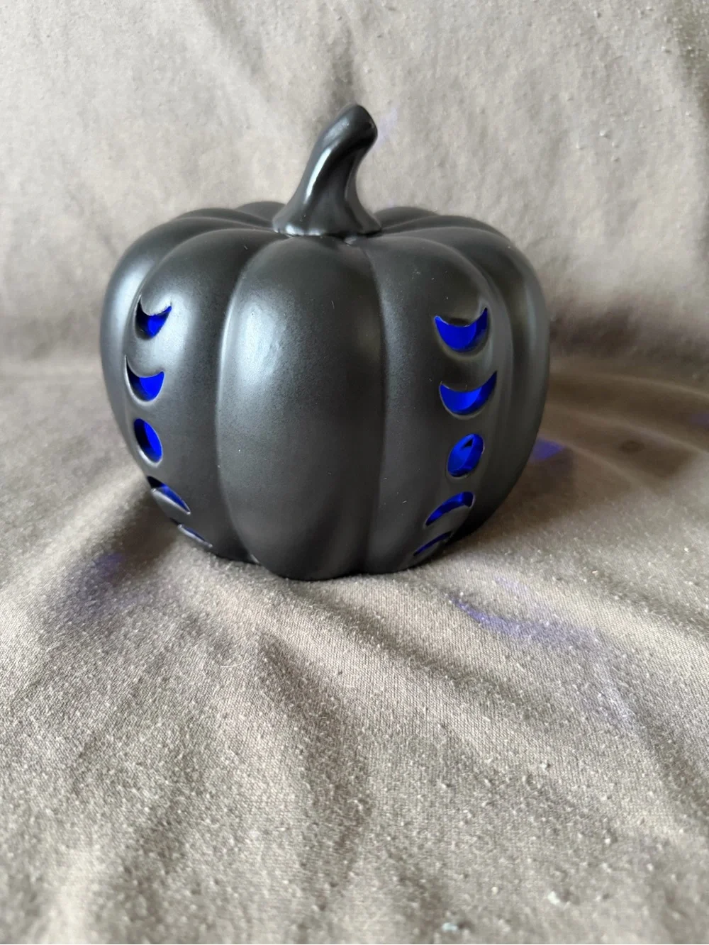 Matte Black Decorative Pumpkin Luminary